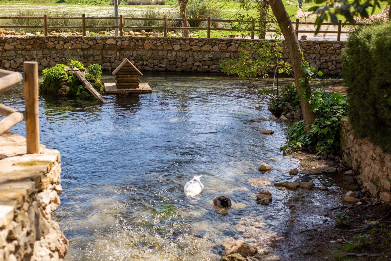 Hotel Rural El Castillejo Cuevas del Becerro ภายนอก รูปภาพ