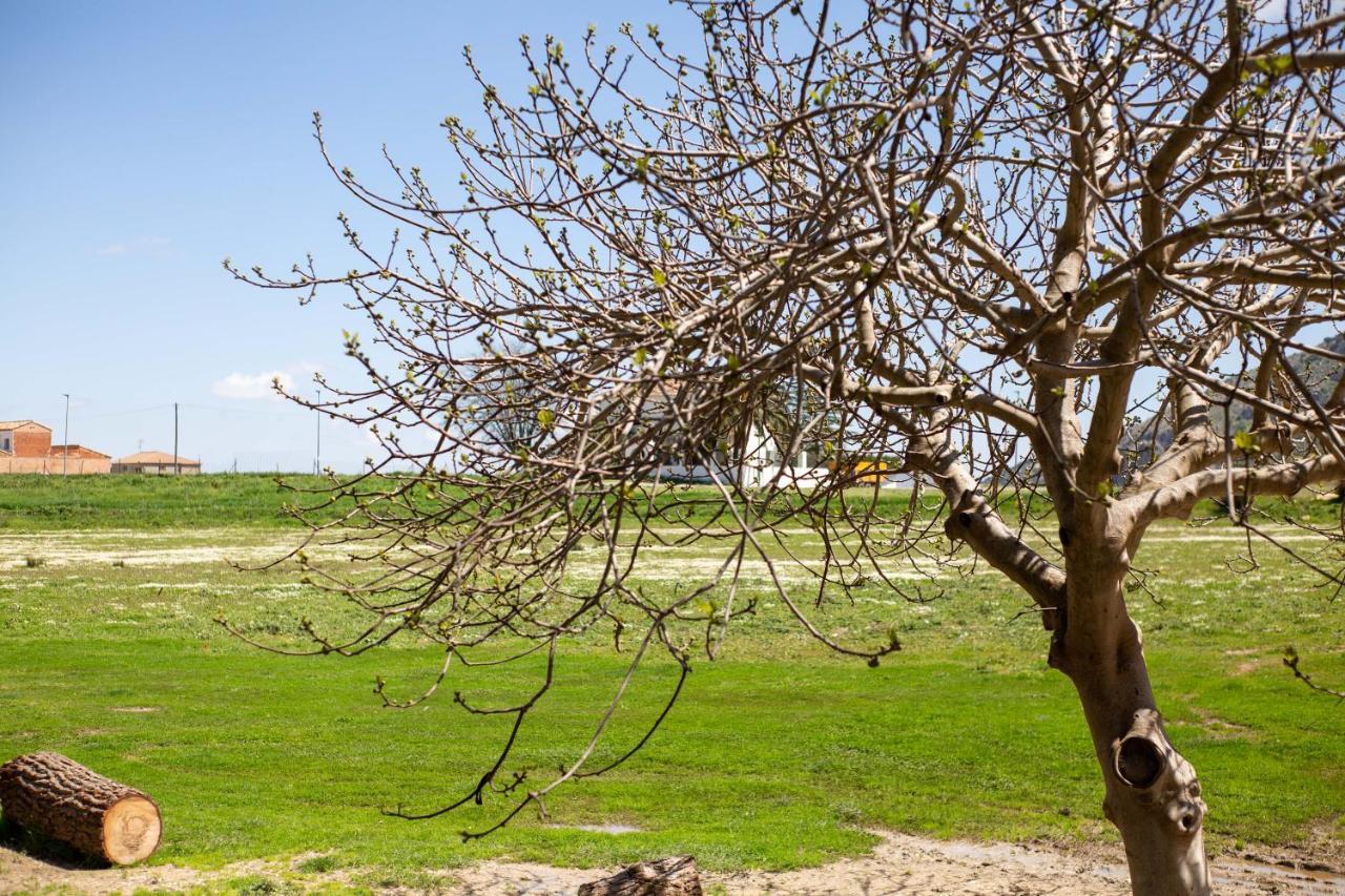 Hotel Rural El Castillejo Cuevas del Becerro ภายนอก รูปภาพ