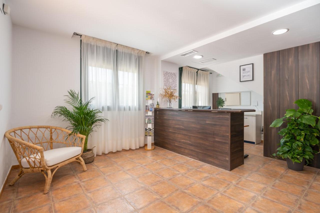 Hotel Rural El Castillejo Cuevas del Becerro ภายนอก รูปภาพ